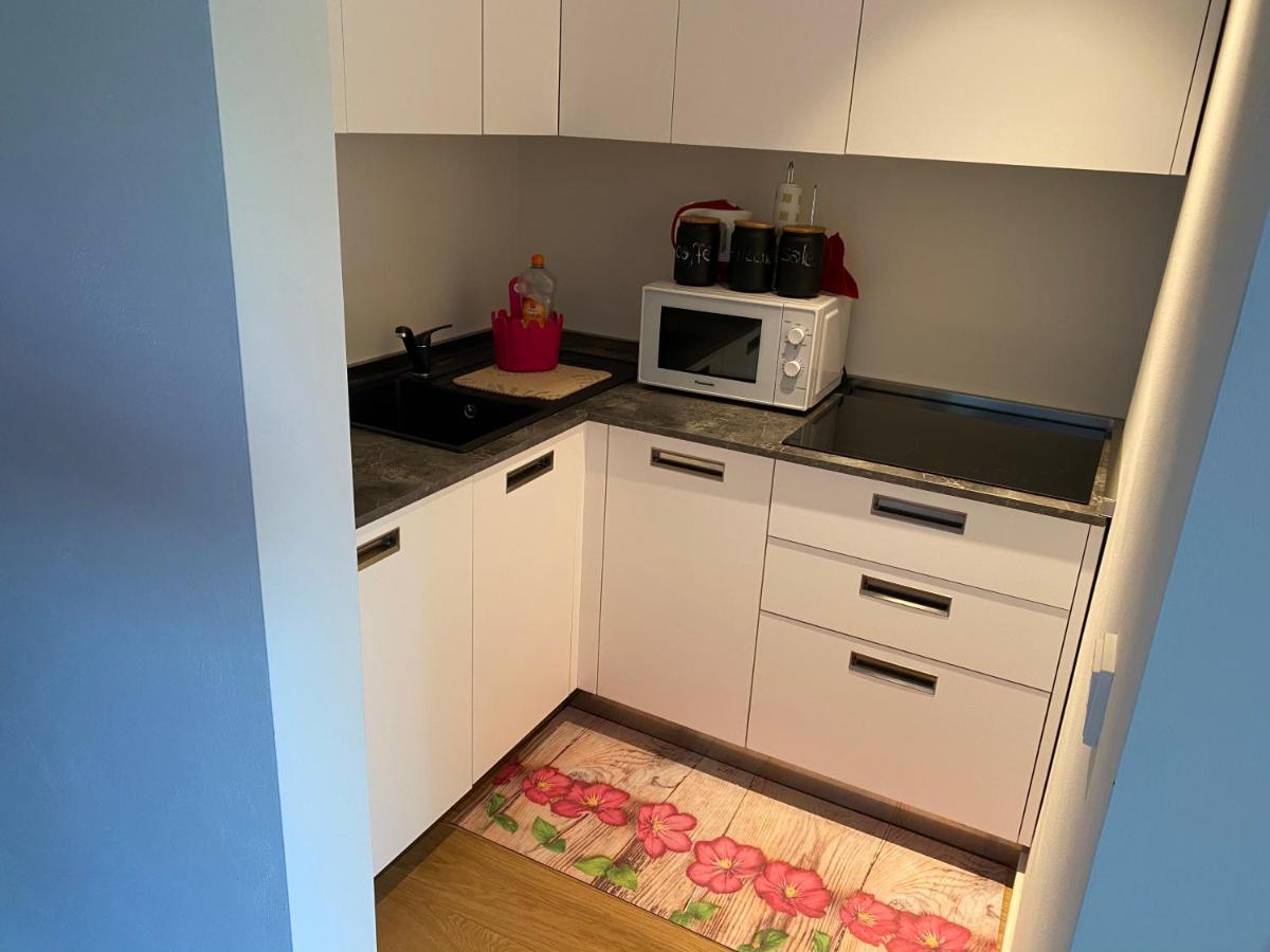 דירות פיה Casa Sciliar Centro Paese Pink מראה חיצוני תמונה