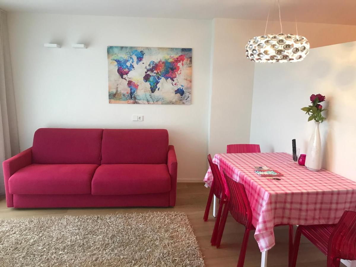 דירות פיה Casa Sciliar Centro Paese Pink מראה חיצוני תמונה